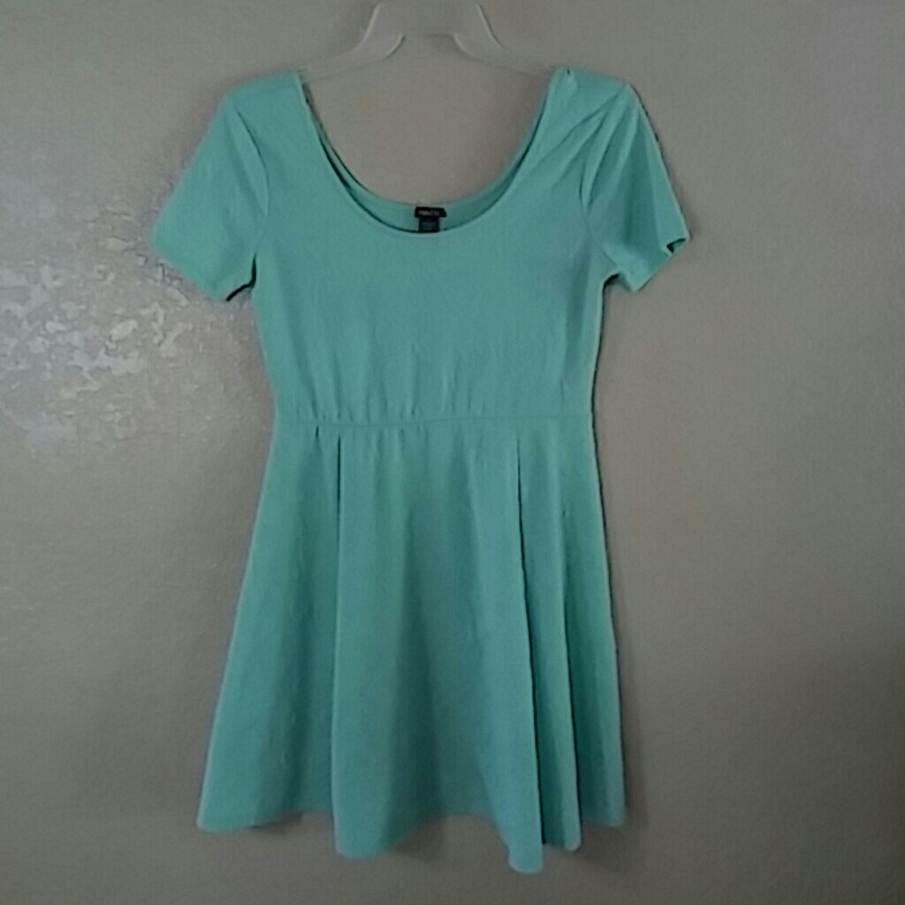 Junior's Rue 21 Mint Skater Dress